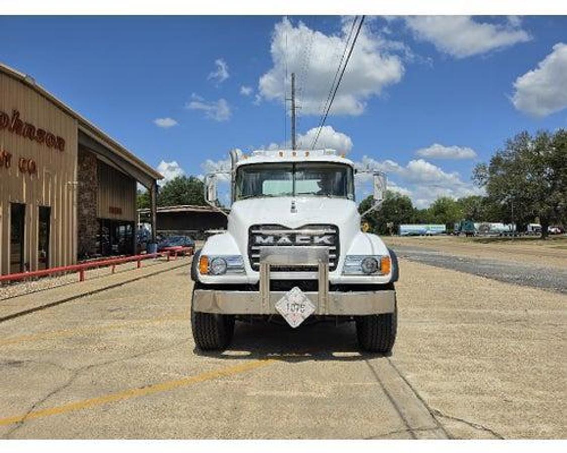 Used 2007 Mack CV700 SERIES