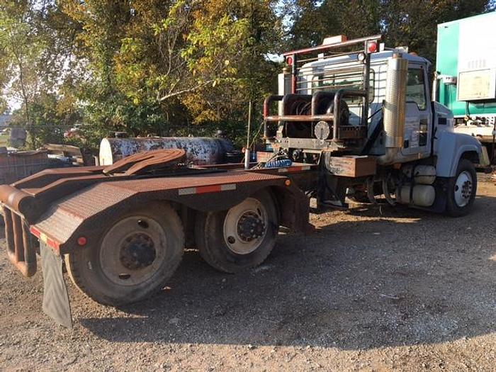 Used 2007 Mack Trucks, Incorporated CHN613