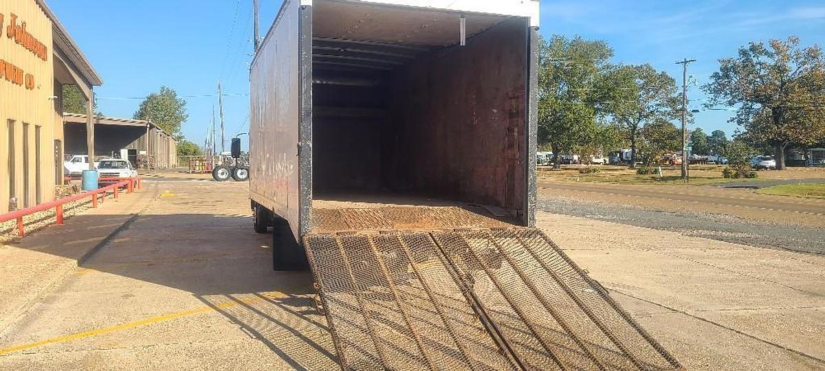 Used 2015 Isuzu NPR HD