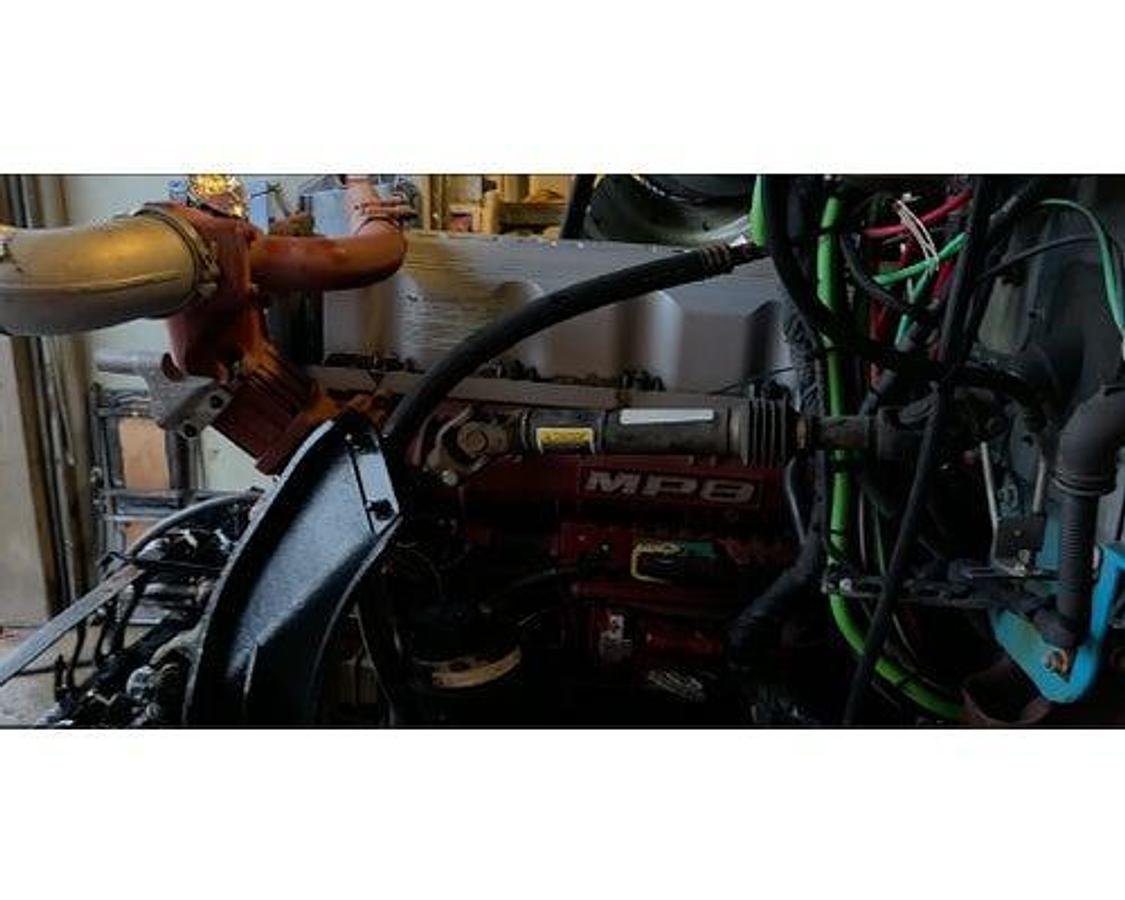 Used 2012 Mack CHU613 MP8