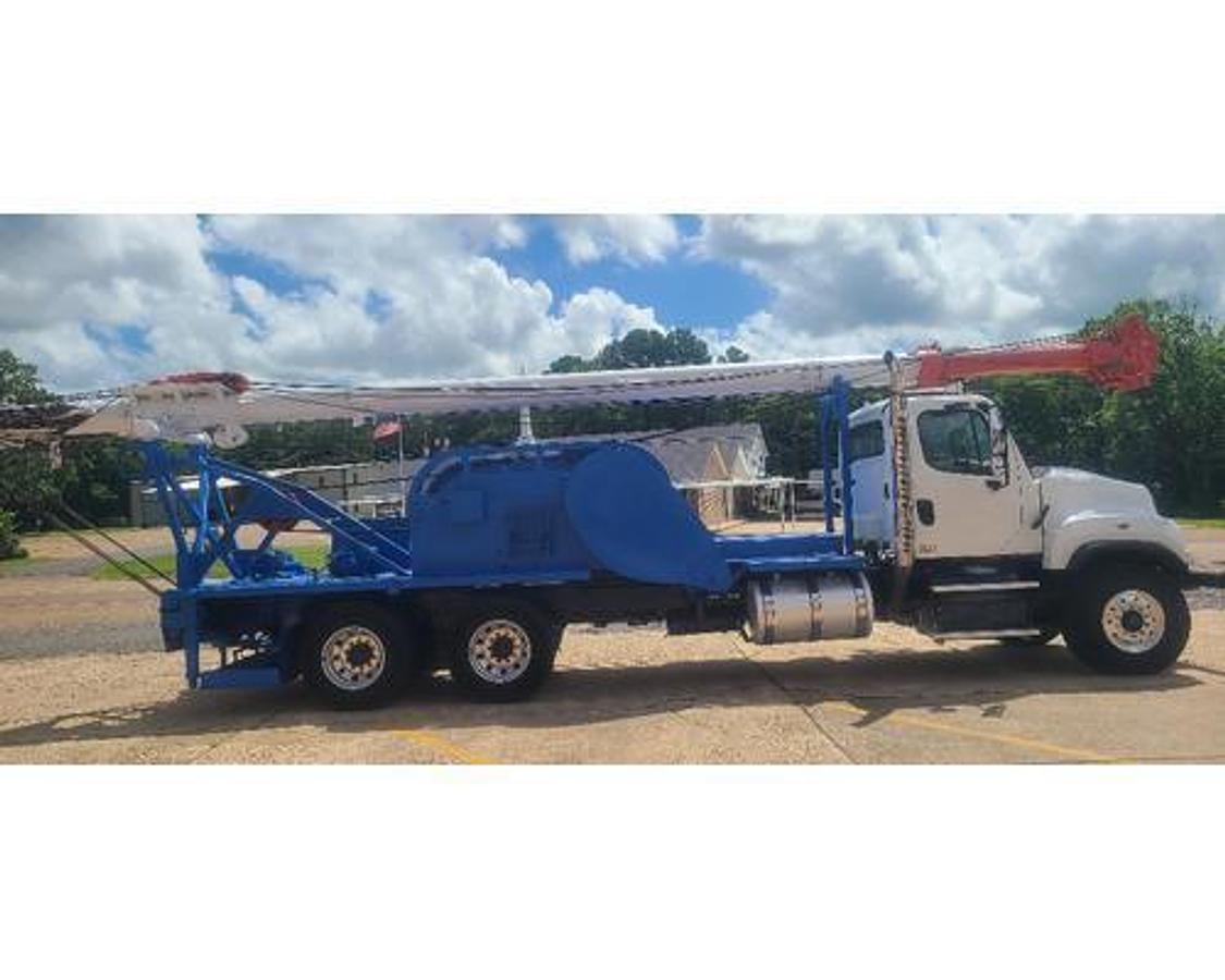 Used 2012 Freightliner 114SD