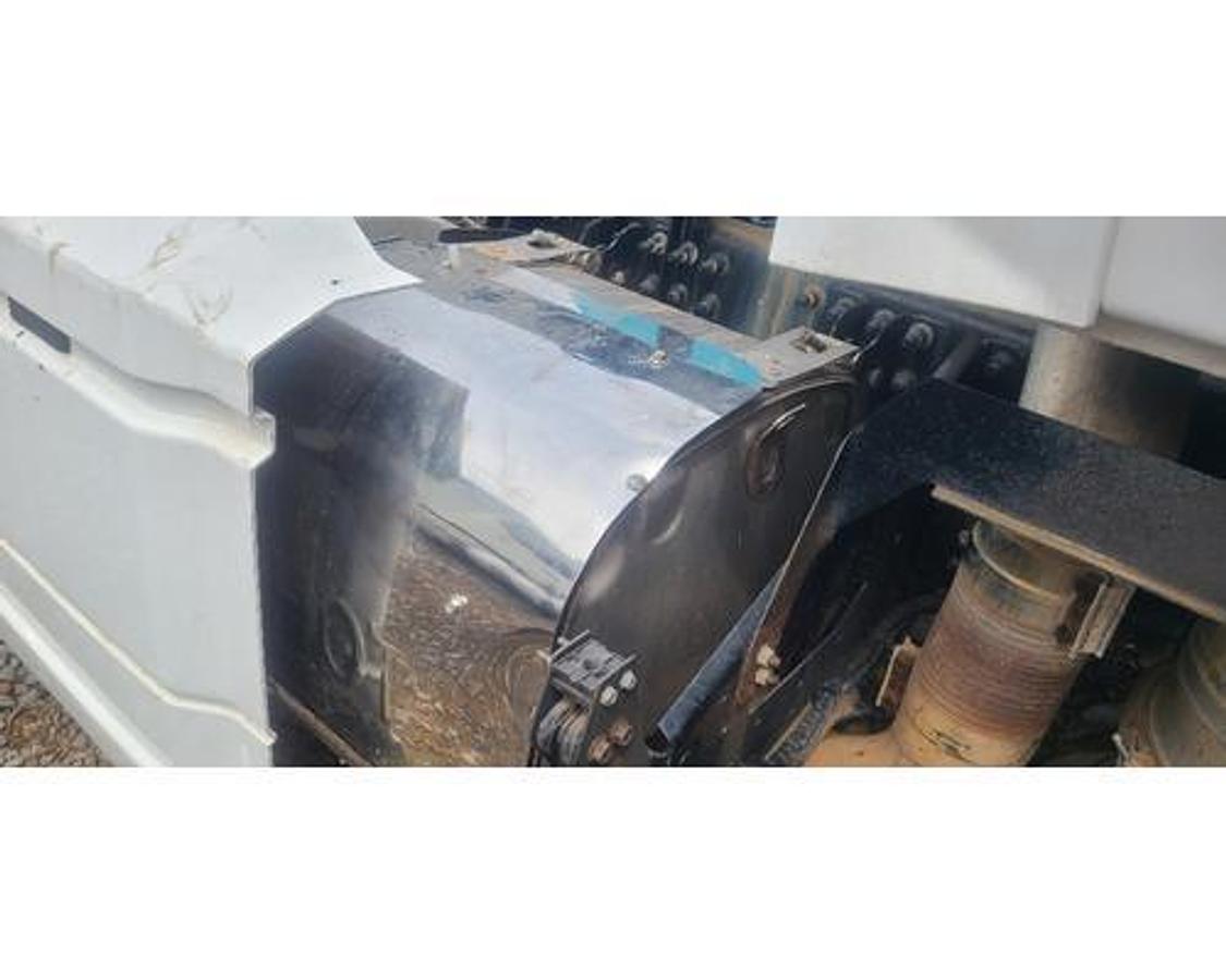 Used 2015 Mack CXN613