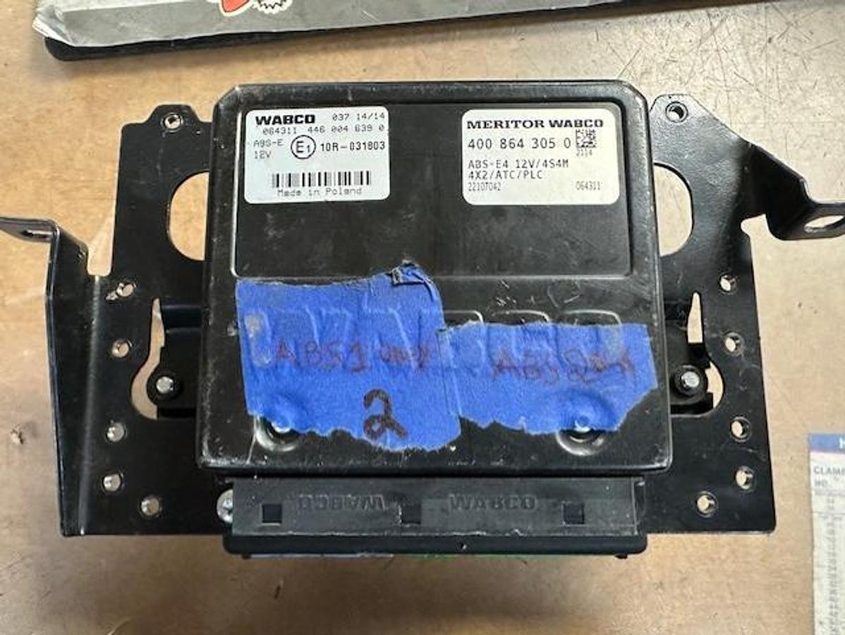 Used WABCO ABS STABILITY ECM 10R-031803   #4008643050  12V