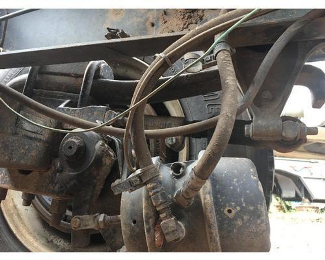 Used 2006 Mack CHN613