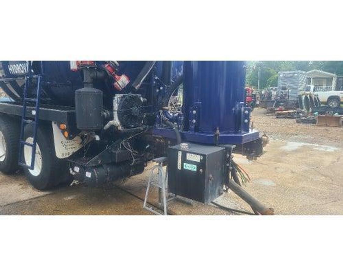 Used 2005 INTERNATIONAL 7400