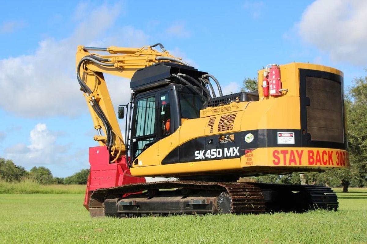 Used 2005 SUPERTRAK SK450MX