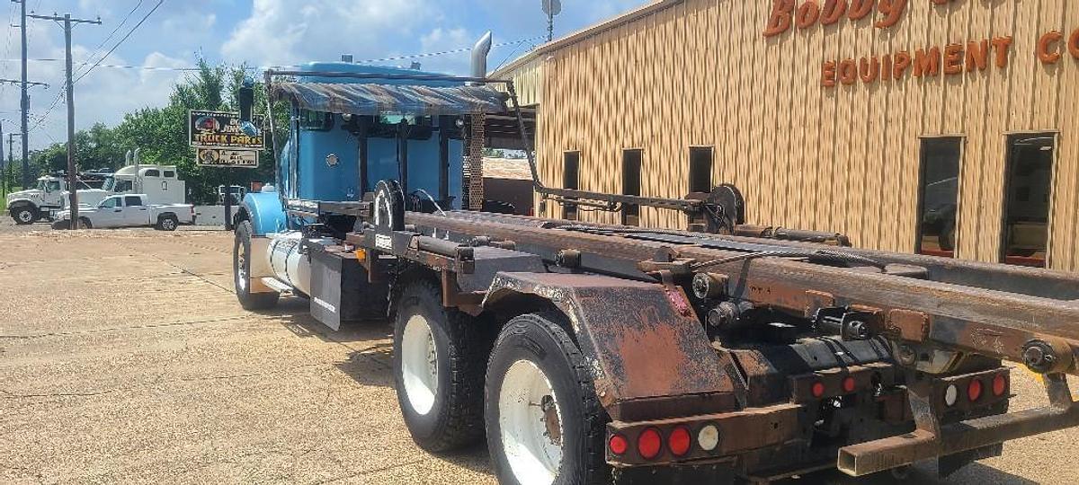 Used 2009 Kenworth T800