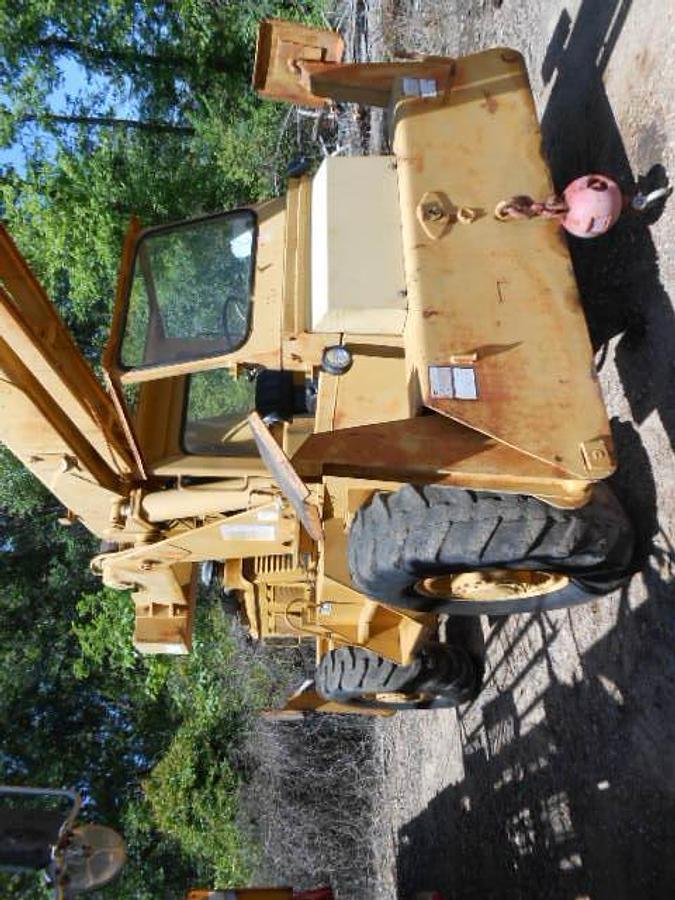 Used 1975 GROVE CRANE