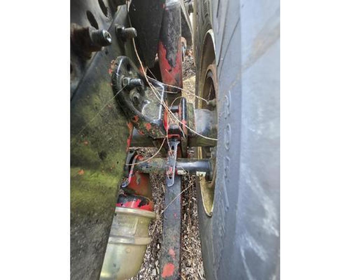 Used 2005 Freightliner CENTURY