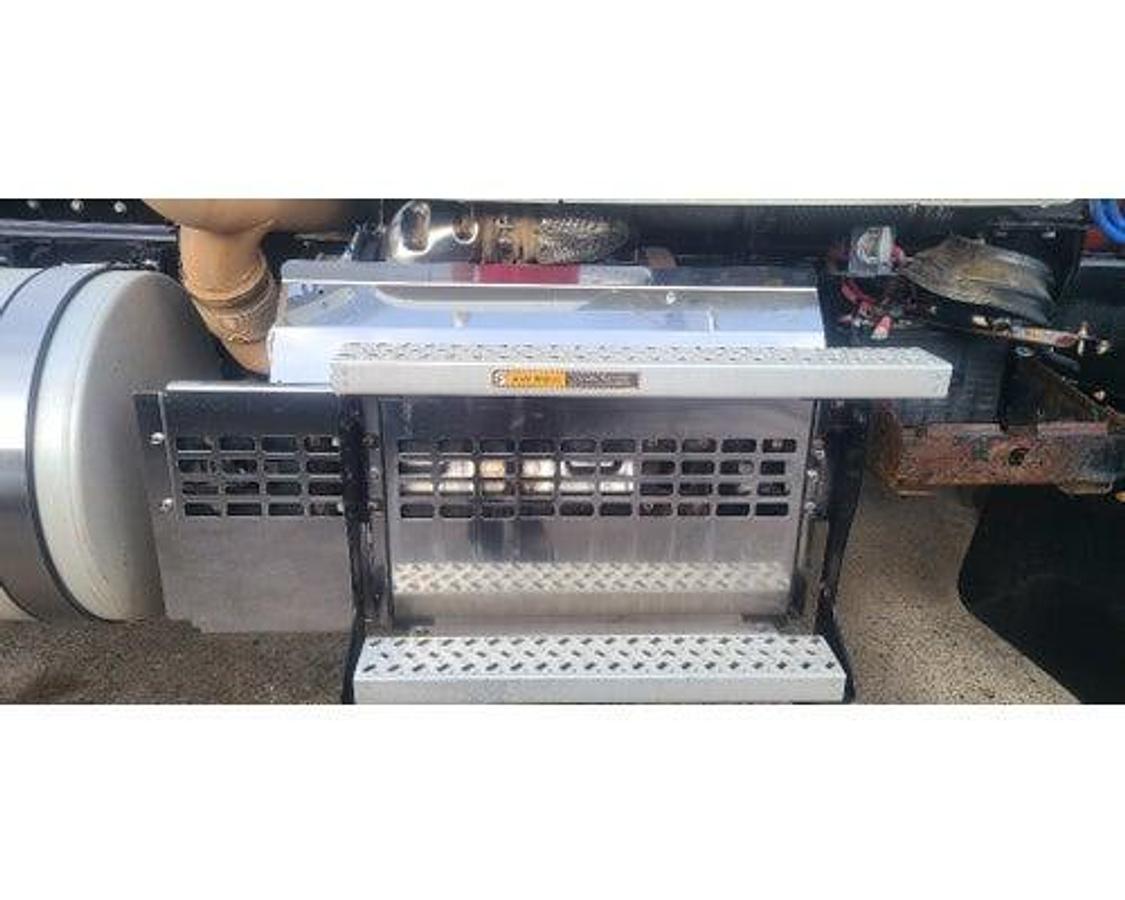 Used 2018 Mack CHU613 MP8