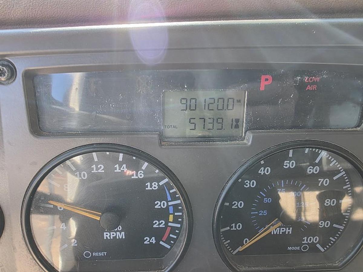 Used 2007 Mack CV713