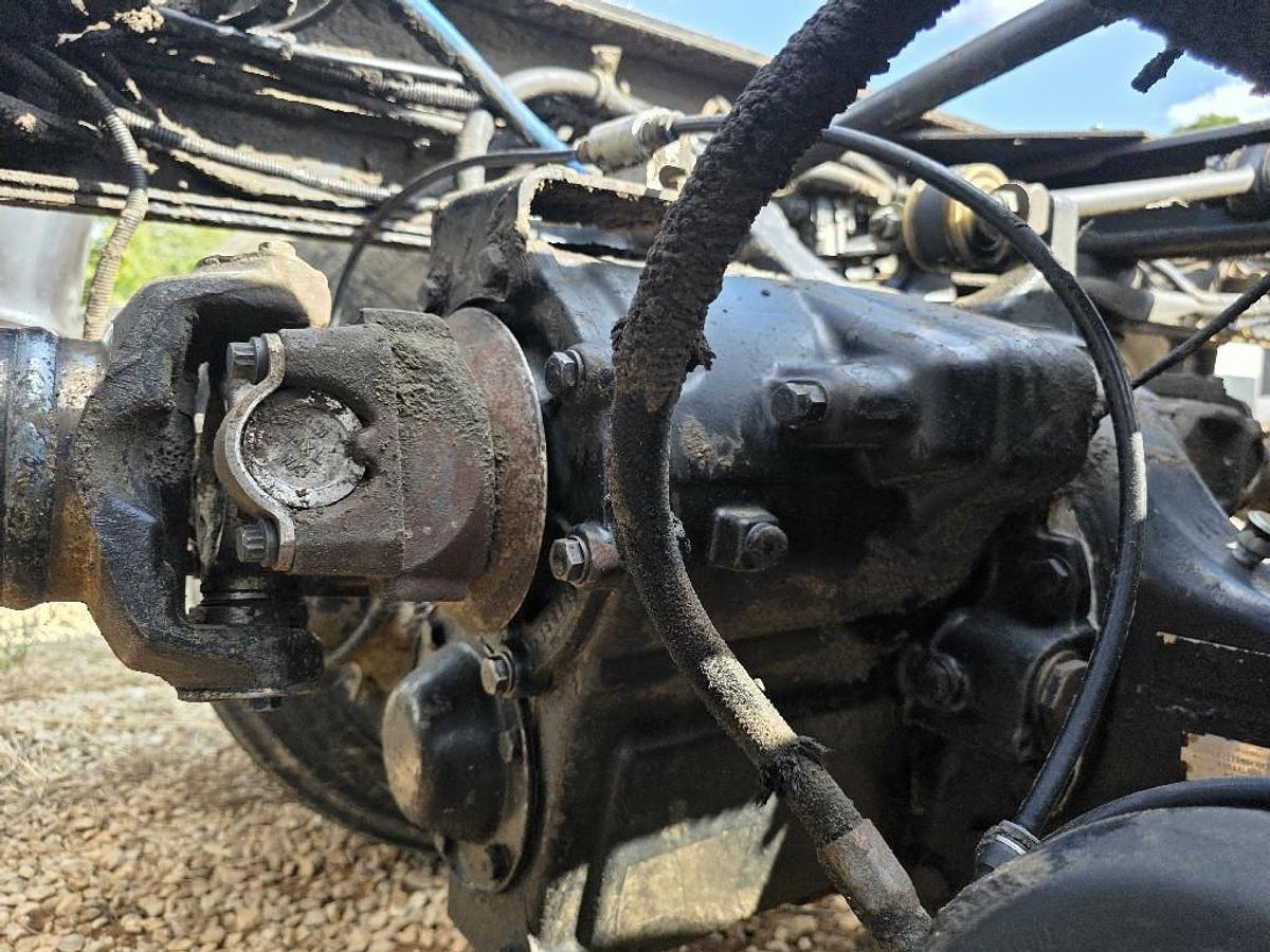 Used 2005 MERITOR CV713