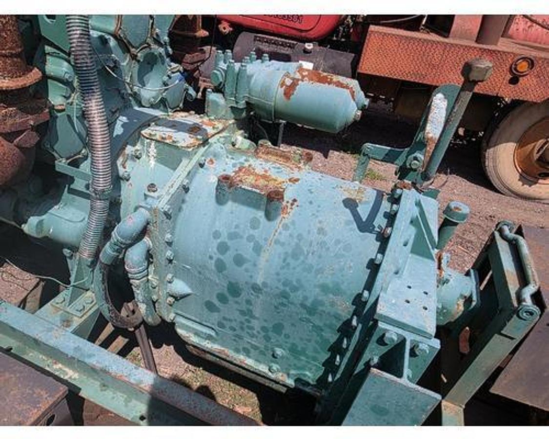 Used TRIPLEX MUD PUMP PAH200 DETROIT 8V92 WITH 5860 ST ALLISON