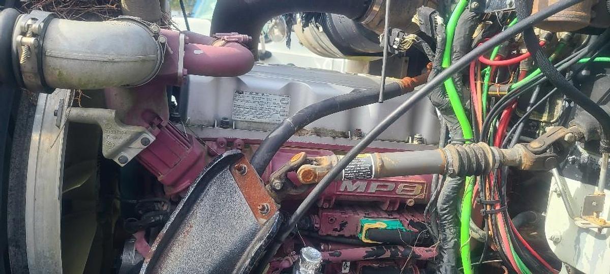 Used 2013 Mack MP8