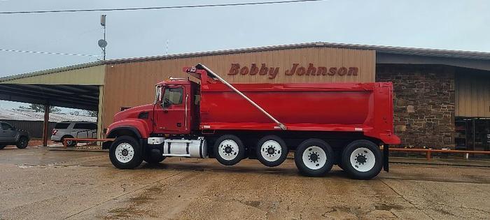 Used 2006 Mack CV713