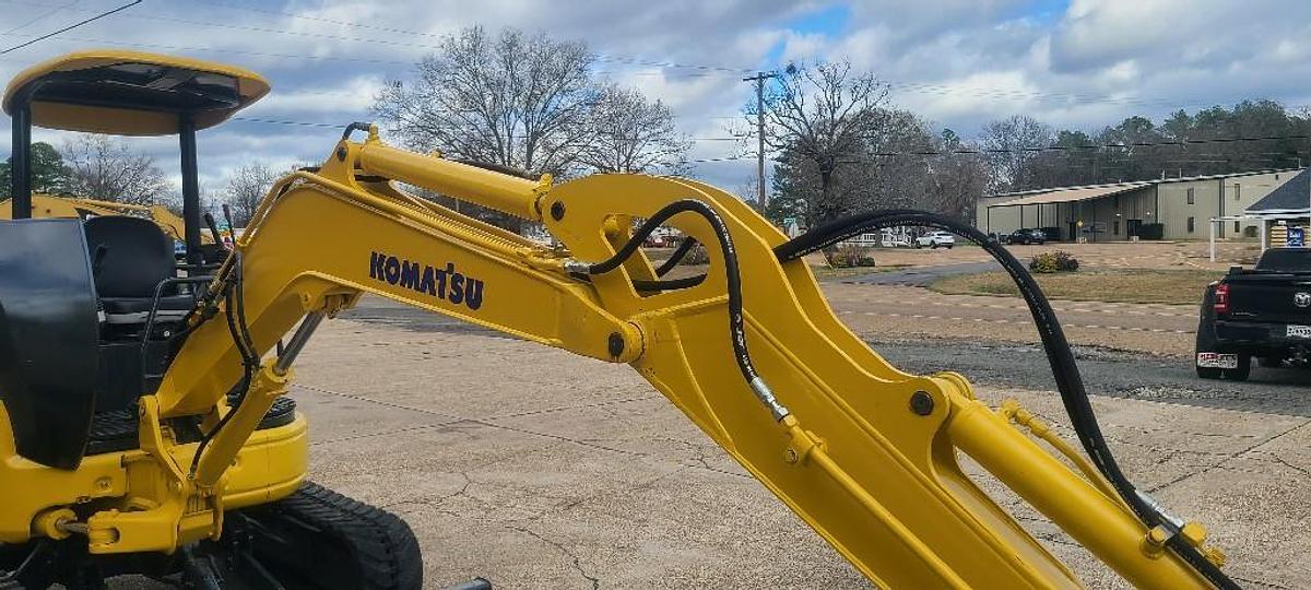 Used 2006 KOMATSU PC35MR-2