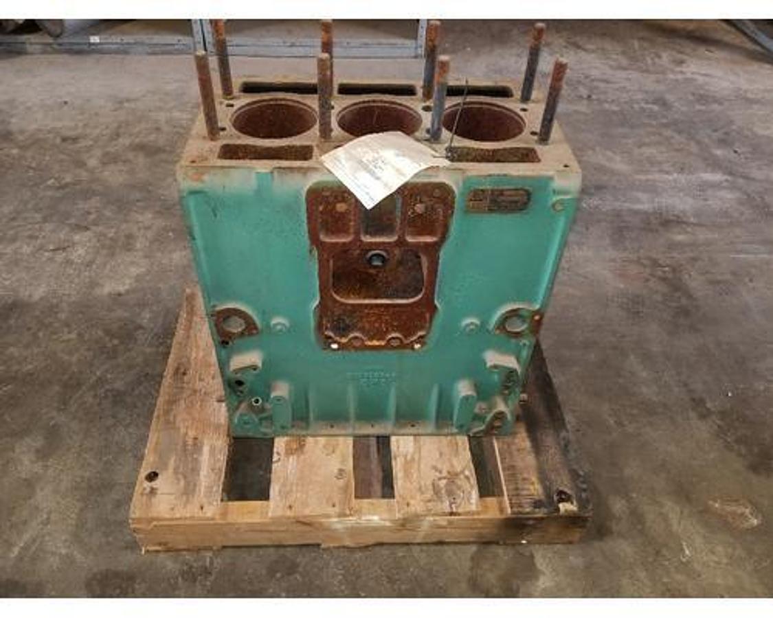 Used Detroit 371