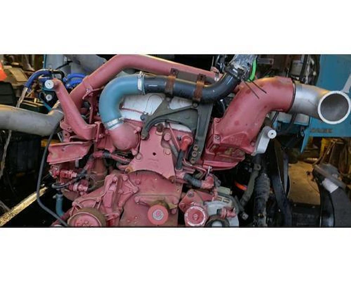 Used 2012 Mack CHU613 MP8