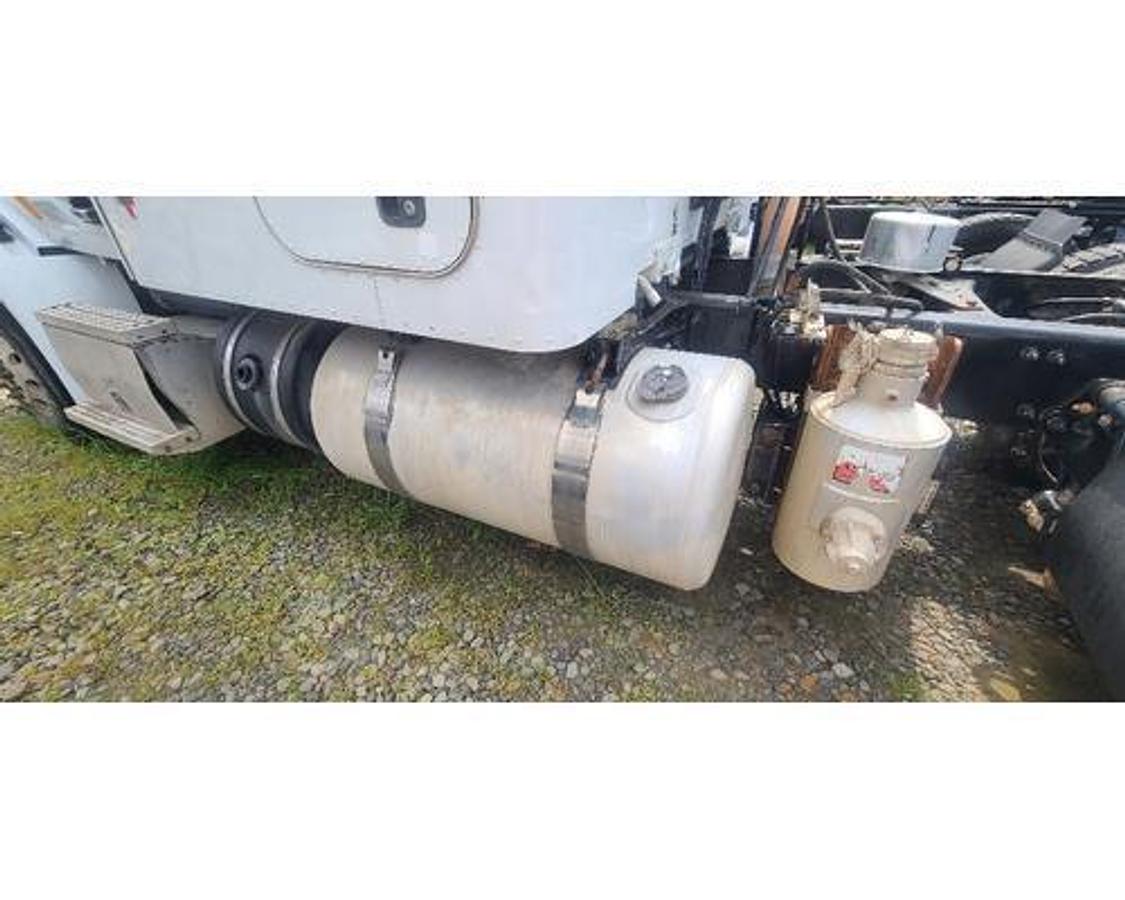 Used 2014 Peterbilt 567