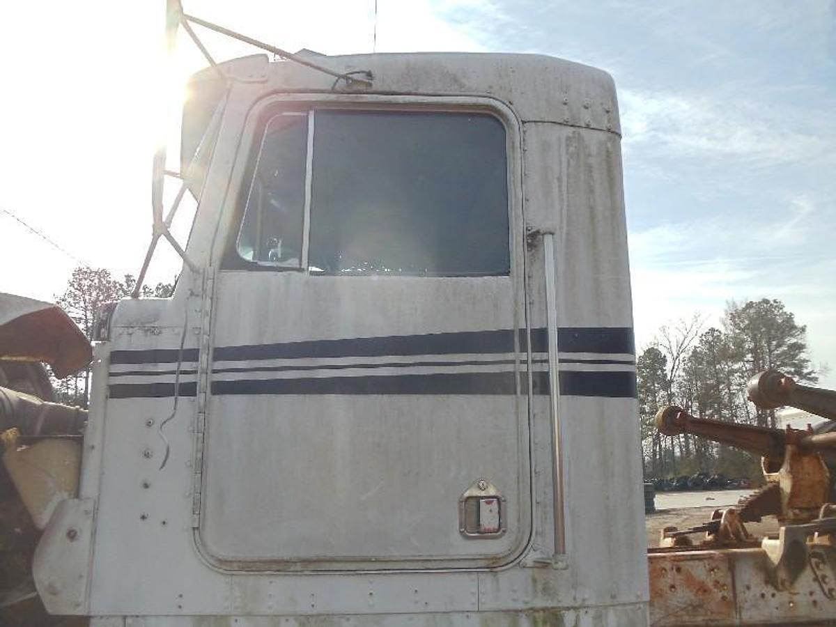 Used 1993 Kenworth T400B