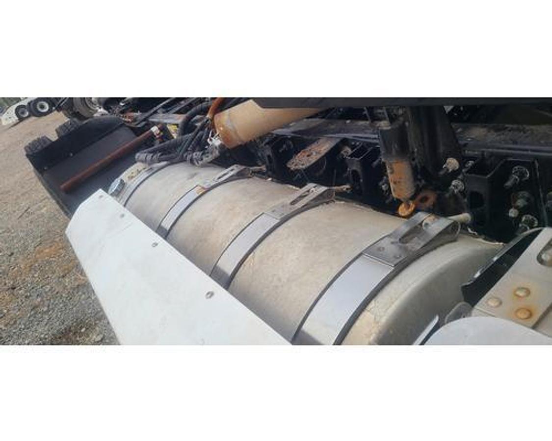 Used 2015 Mack CXN613