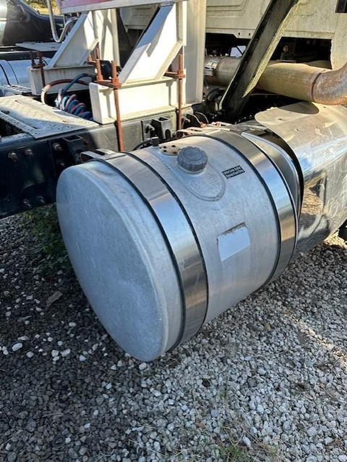 Used 2013 Mack CH613