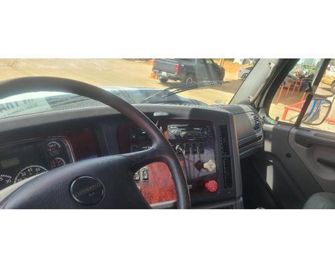 Used 2012 Freightliner 114SD