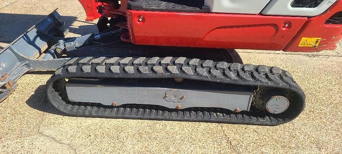 Used 2022 TAKEUCHI TB225