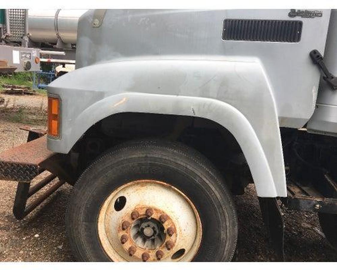 Used 2007 MACK CHN613