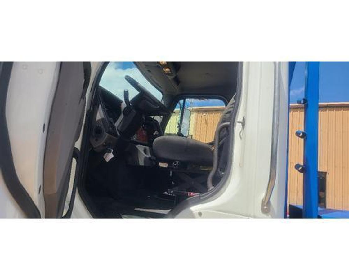 Used 2012 Freightliner 114SD