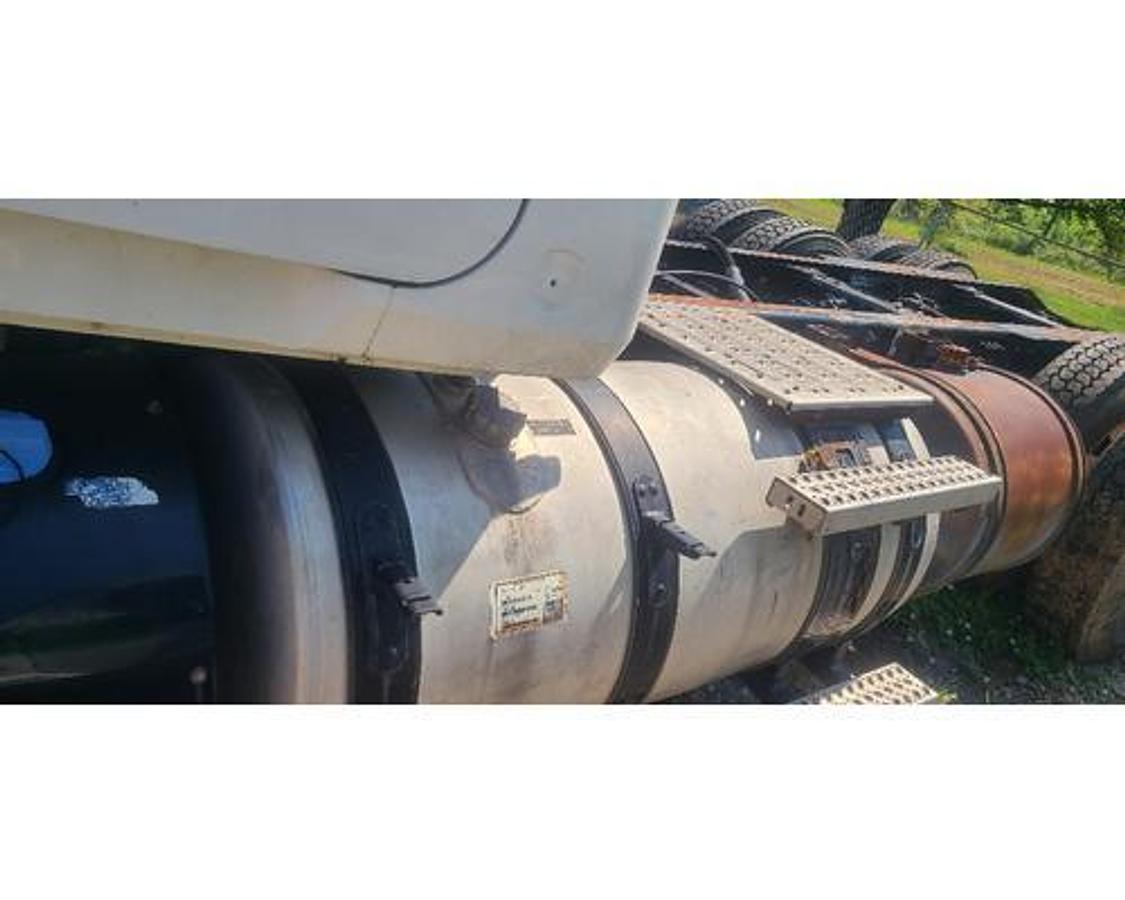 Used 2016 Mack CHU613