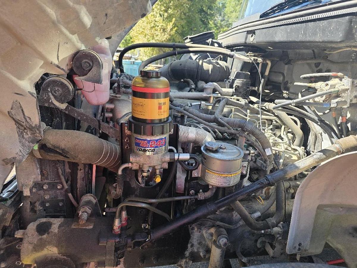 Used 2015 Hino 258/268