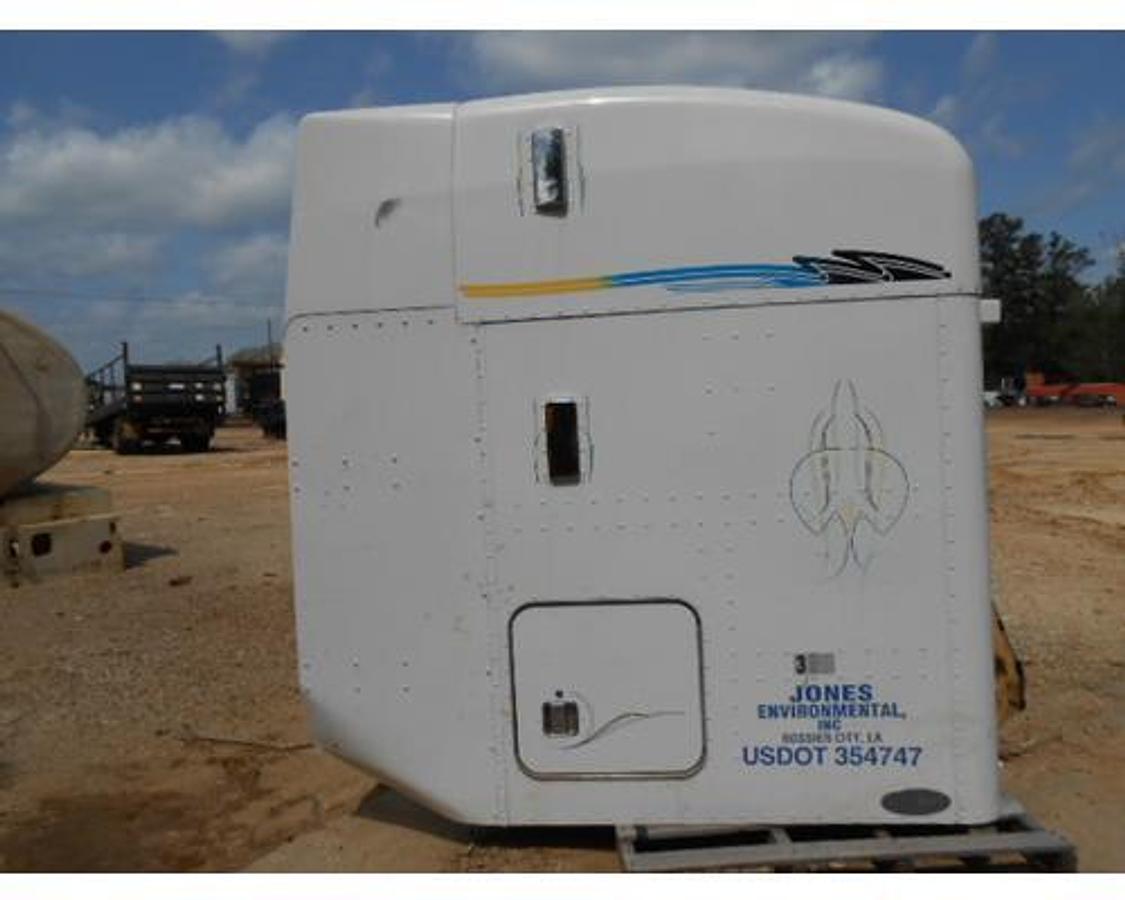 Used UNIBILT ULTRACAB