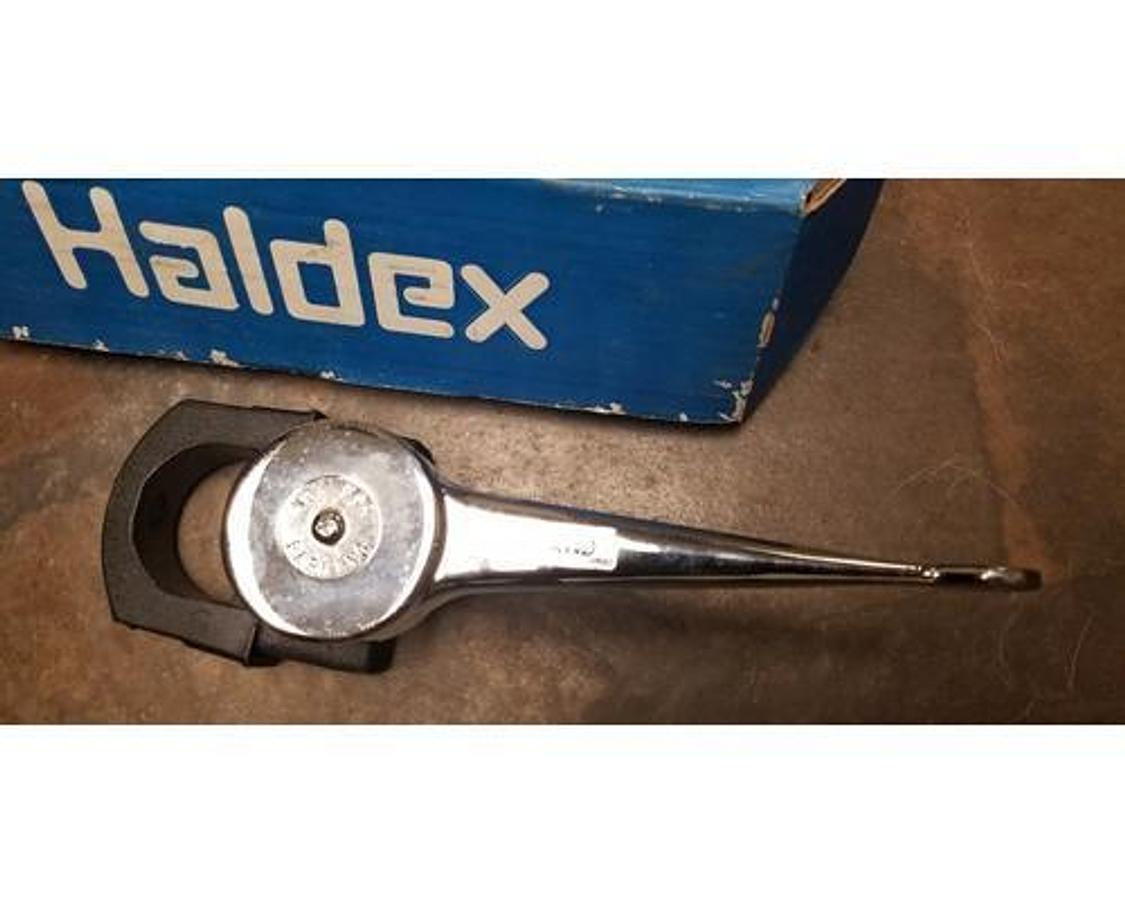 New surplus NEW SURPLUS HALDEX AIR BRAKE VALE-TRAILER HAND CONTROL
KN20561