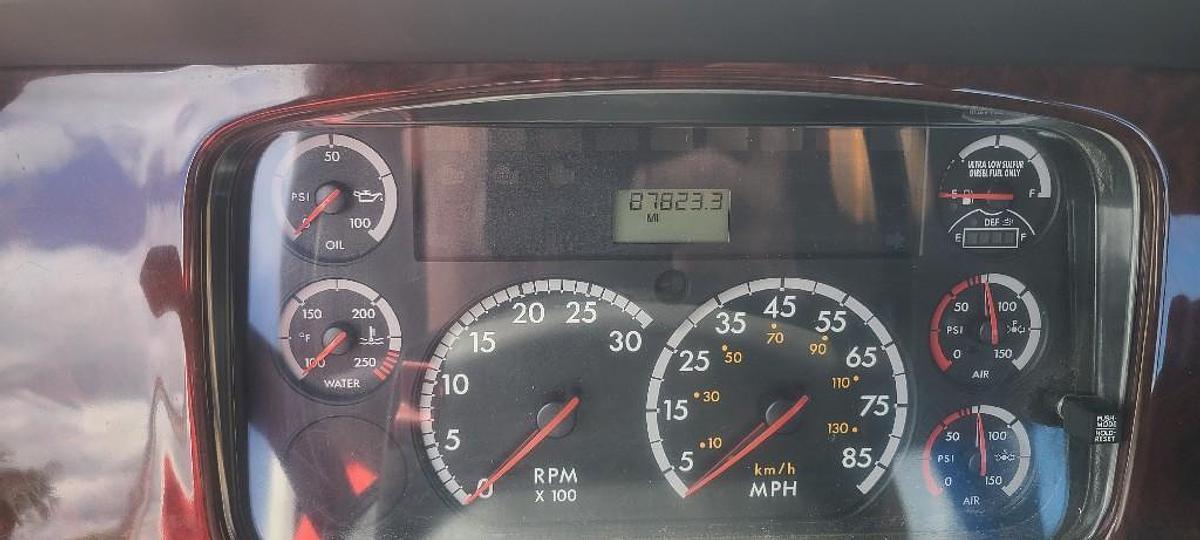 Used 2012 Freightliner 114SD