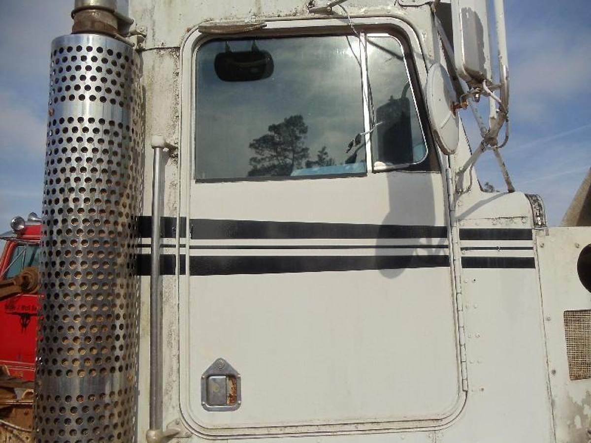 Used 1993 Kenworth T400B
