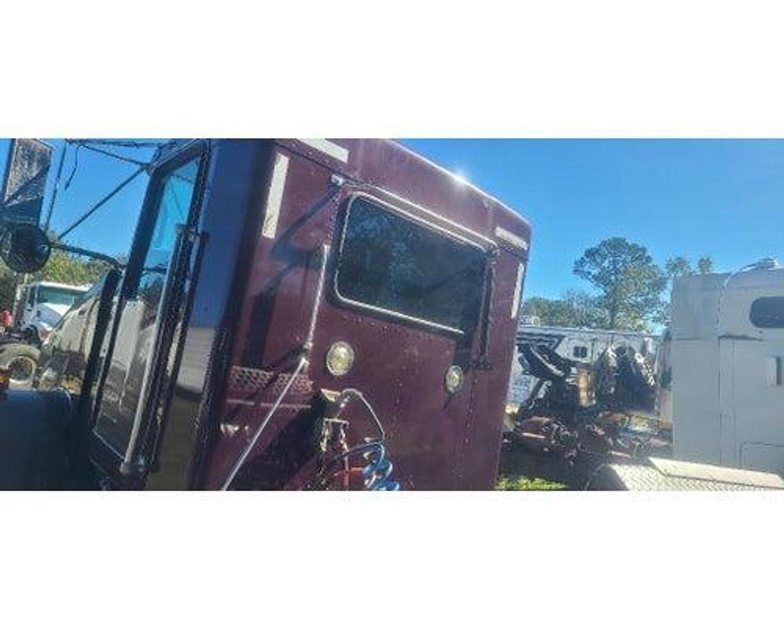 Used 2015 Kenworth T800