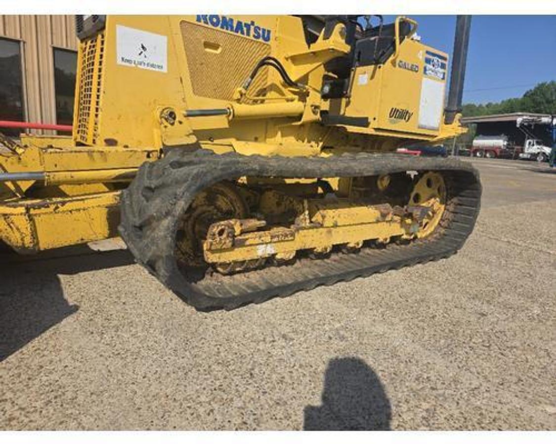 Used 2006 KOMATSU D21P-8A