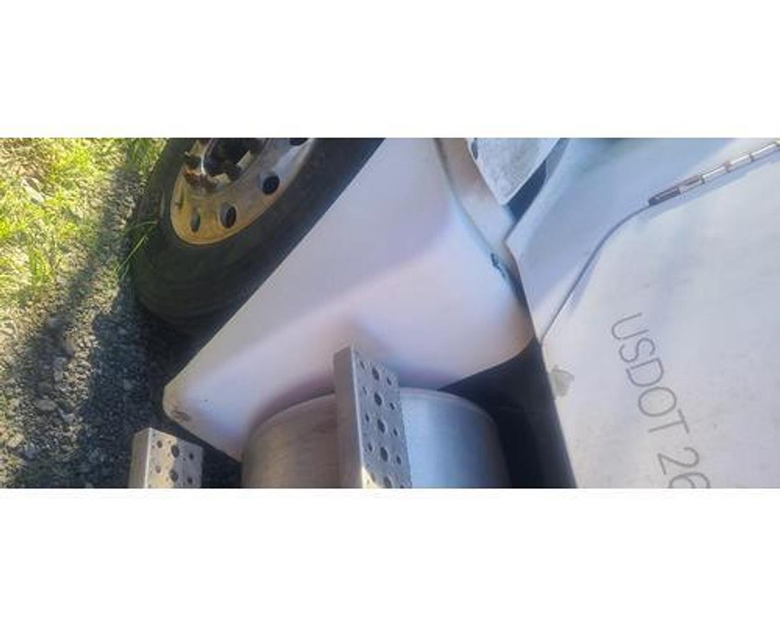 Used 2007 Freightliner FREIGHTLINER