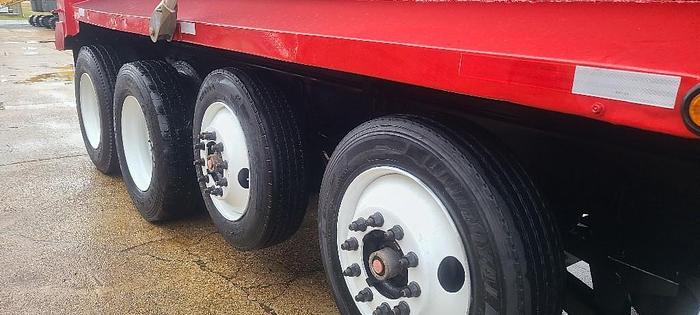 Used 2006 Mack CV713