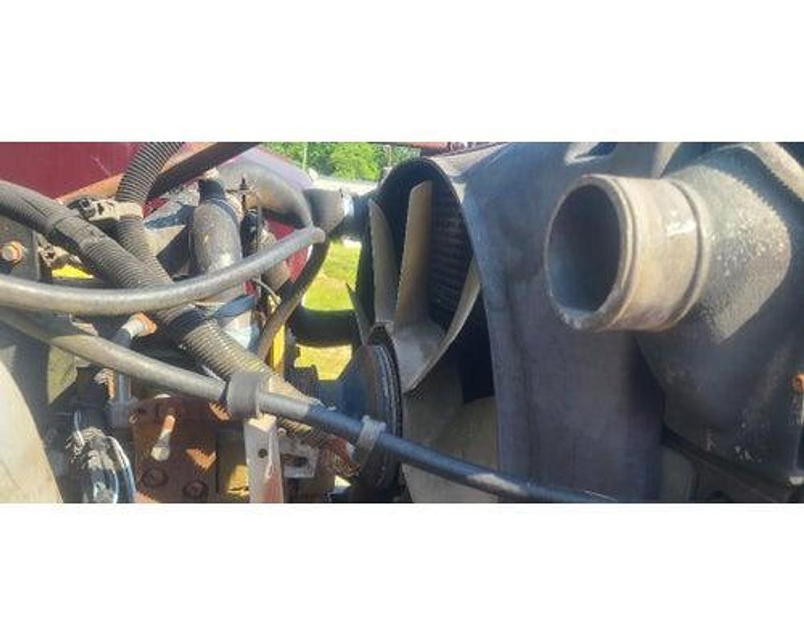 Used 2007 Peterbilt 335 PETERBILT