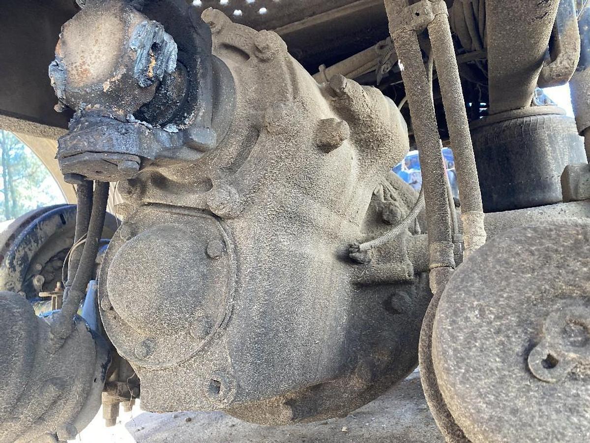 Used 2013 Freightliner CORONADO 122 SD