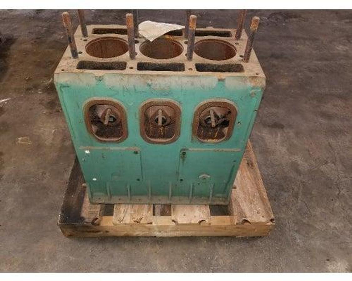 Used Detroit 371