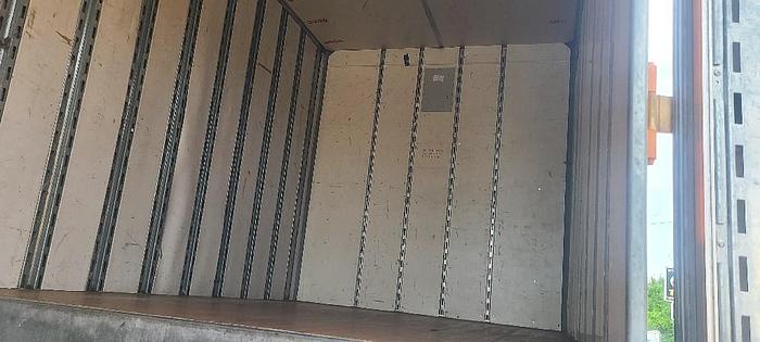 Used 2006 KENTUCKY MOVER BOX