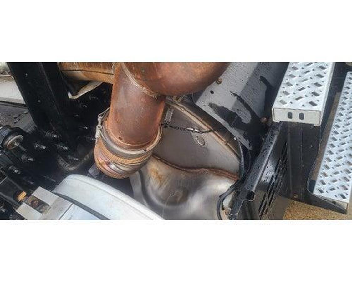 Used 2019 Mack USED MP8