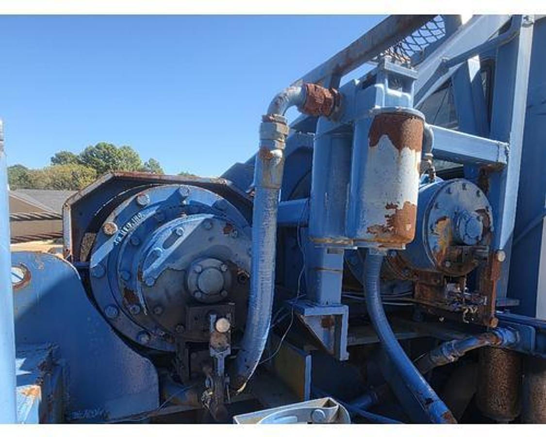 Used 1995 Mack RD688S