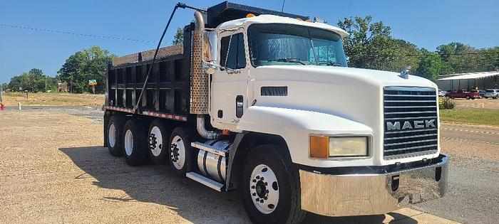 Used 1999 Mack CH 613