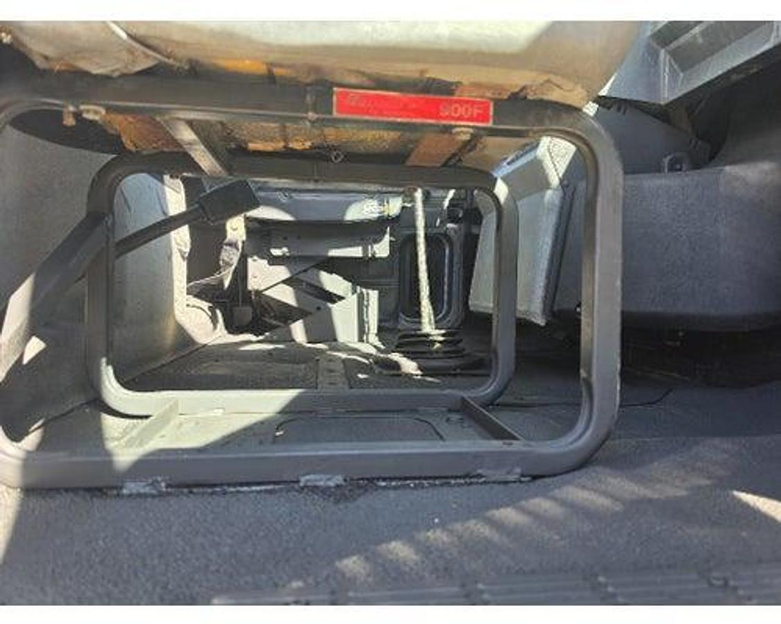 Used 2000 Mack CHU613
