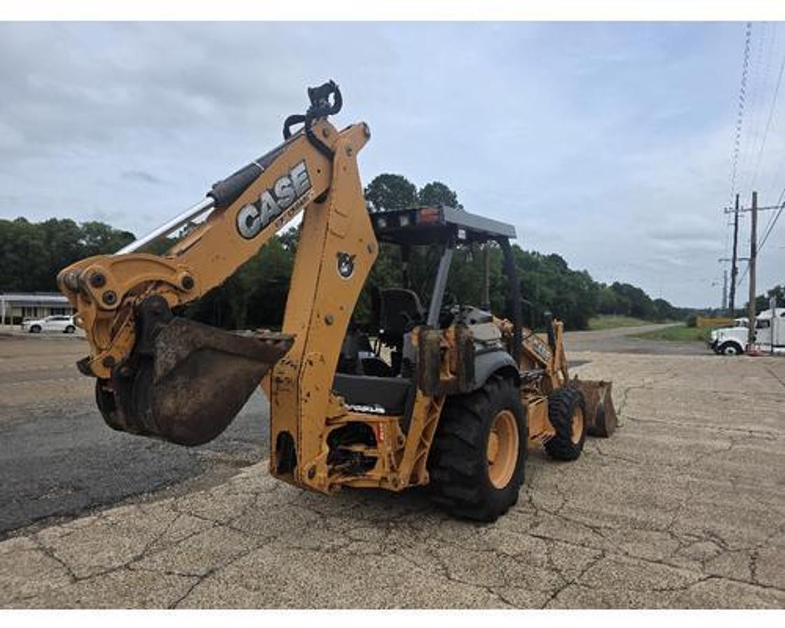Used 2013 CASE 580N