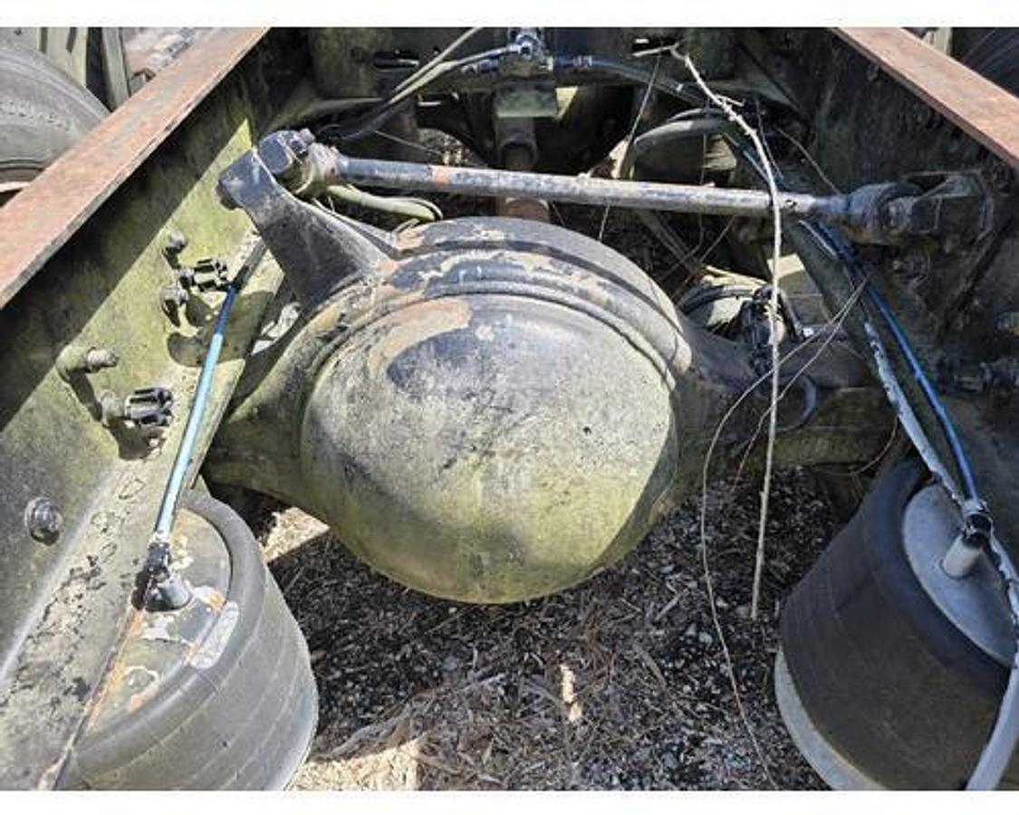 Used 2004 Eaton COLUMBIA 120